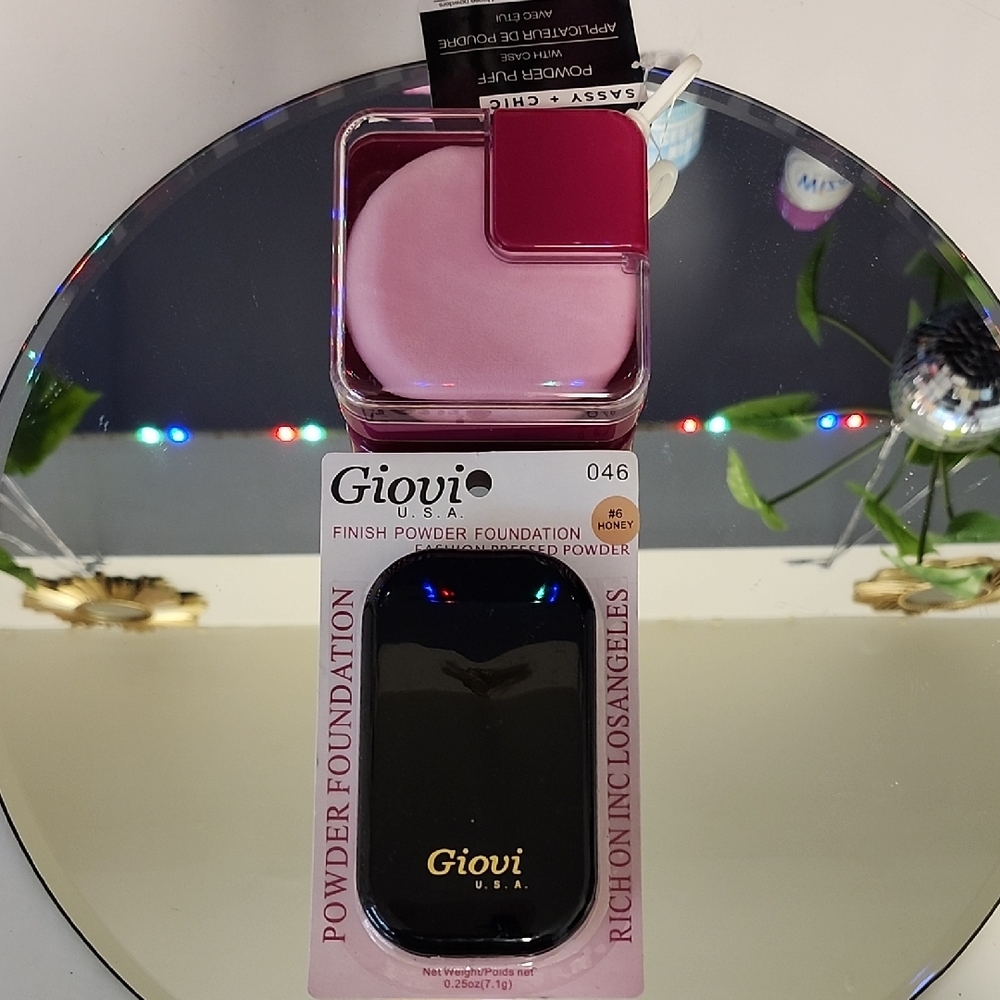 Ovi Honey Finish Powder Foundation